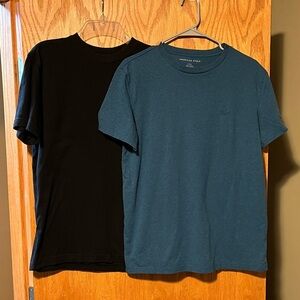 American Eagle Outfitters Men's Black and Teal Short Sleeve Tees